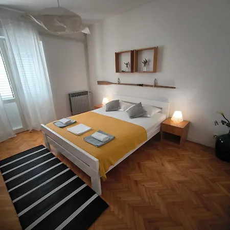 Mircek Apartment *