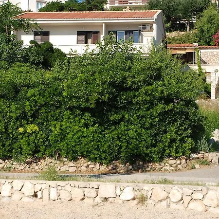 Mircek Apartment Pag Town