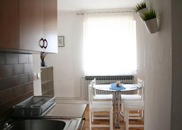 Apartment Mircek Pag Town