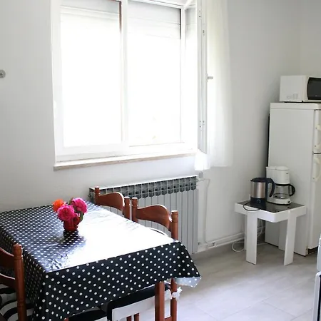 Mircek Apartment *